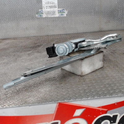 Mecanismemoteur leve-glace ard Nissan JUKE (F15) 1.2 dig-t (2014)
