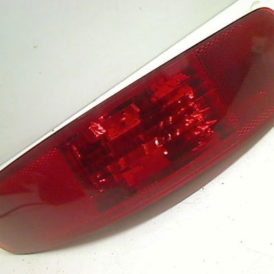 Feu brouillard arrière gauche Peugeot 4007 (VU_, VV_) 2.2 hdi (2007-2013)