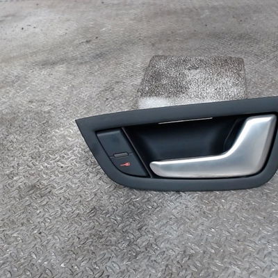 Poignee int porte ard Audi A8 D3 (4E2, 4E8) 4.2 tdi quattro (2005-2005)