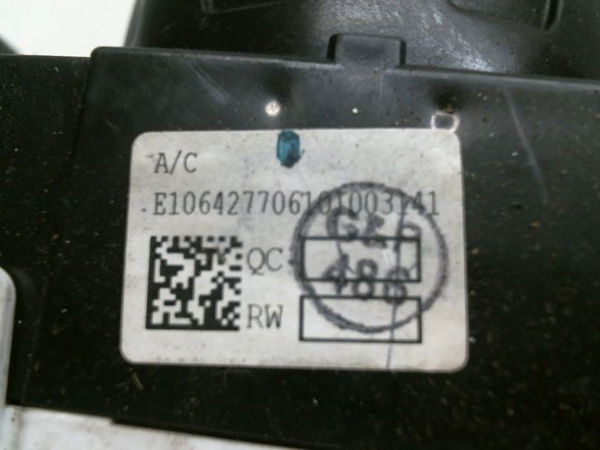 Commande de chauffage Ford FIESTA VI (CB1, CCN) 1.4 tdci (2010-2012) 3 portes