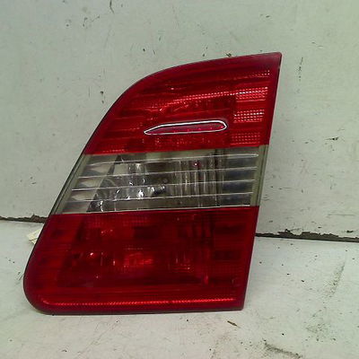 Feu arrière intérieur droit Mercedes-benz CLASSE B Sports Tourer (W245) B 180 ngt (245.233) (2008-2011)
