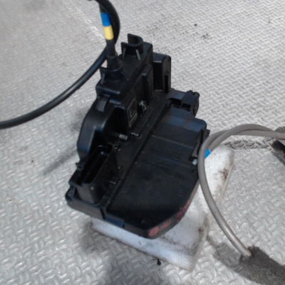 Serrure porte arg Nissan NOTE (E11, NE11) 1.5 dci (2010-2012)