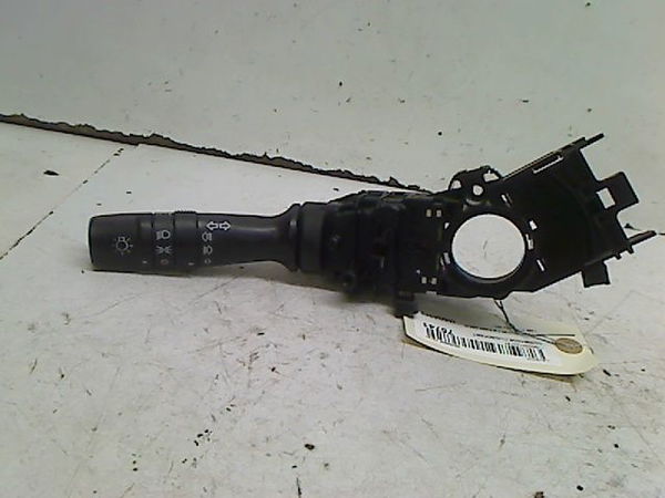 Commande clignotant Hyundai Ix20 (JC) 1.4 crdi (2010-2019)