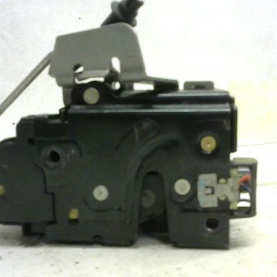 Serrure porte ard Audi A4 B6 Avant (8E5) 2.5 tdi (2002-2004)