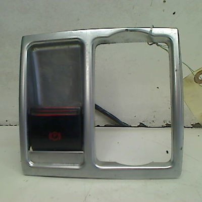 Interrupteur commande de frein a main Ford FOCUS C-MAX (DM2) 1.8 tdci (2005-2007) 5 portes