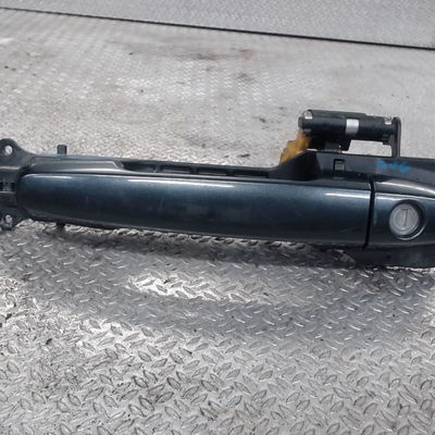 Poignee ext porte avg Toyota RAV 4 III (_A3_) 2.2 d 4wd (ala30_) (2006-2012)