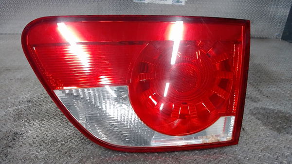 Feu arrière intérieur droit Seat ALTEA XL (5P5, 5P8) 1.9 tdi (2006-2010) 5 portes