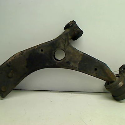 Triangle inf avd FORD FOCUS