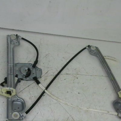 Mecanisme  moteur lève-glace avant droit Peugeot 1007 (KM_) 1.4 hdi (2005)