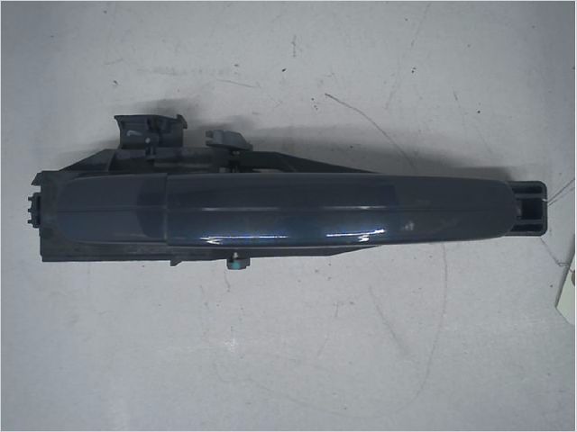 Poignee ext porte avd Ford KUGA I 2.0 tdci (2008-2012) 5 portes