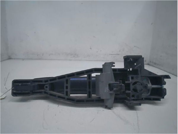 Poignee ext porte avd Ford KUGA I 2.0 tdci (2008-2012) 5 portes