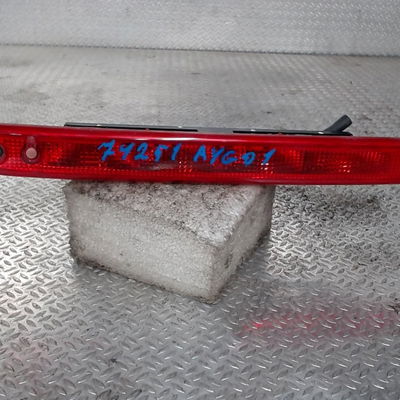 Feux stop supplementaire Toyota AYGO (_B1_) 1.0 (kgb10_) (2005-2014) 5 portes