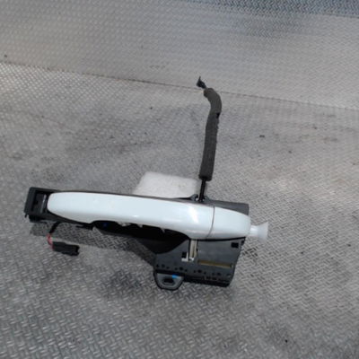Poignee ext porte avg Renault MEGANE IV 3-5 portes (B9A-M-N_) 1.2 tce 100 (b9ms) (2015)