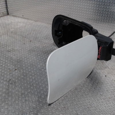 Volet de trappe carburant Renault TALISMAN (LP_) 1.6 tce 200 (2015)