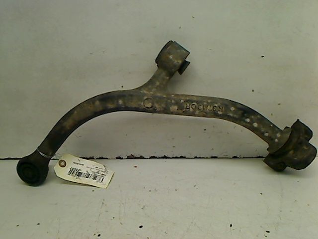 Triangle inf avd Citroën SAXO (S0, S1) 1.4 vts (1996-2003)