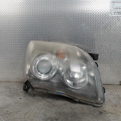 Phare antibrouillard avant gauche Toyota AVENSIS Break (_T25_) 2.0 d-4d (adt250_) (2006-2008)