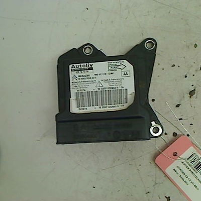 Boitier pyrotechnique Citroën C3 II (SC_) 1.0 vti 68 (2012) 5 portes