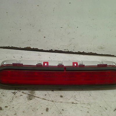 Feux stop supplementaire Toyota COROLLA Verso (ZER_, ZZE12_, R1_) 2.2 d-4d (aur10_) (2005-2009) 5 portes