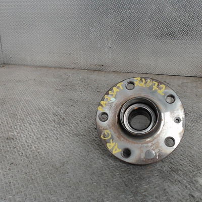 Moyeu arg Volkswagen PASSAT B6 (3C2) 2.0 tdi (2005-2009)