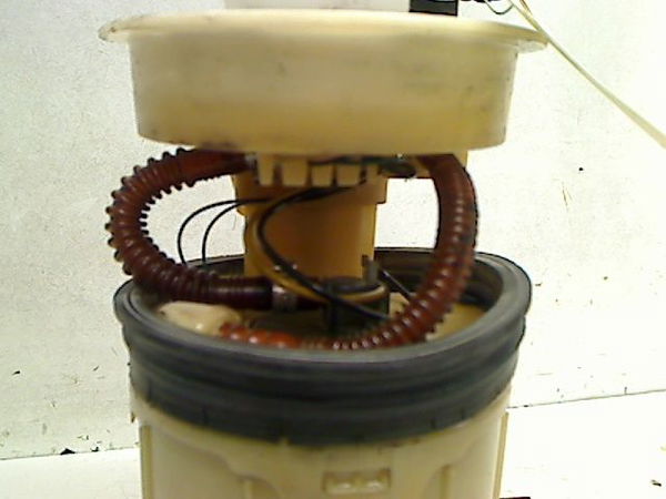 Pompe à carburant immergée Volkswagen POLO (6N2) 1.4 (1999-2001) 5 portes