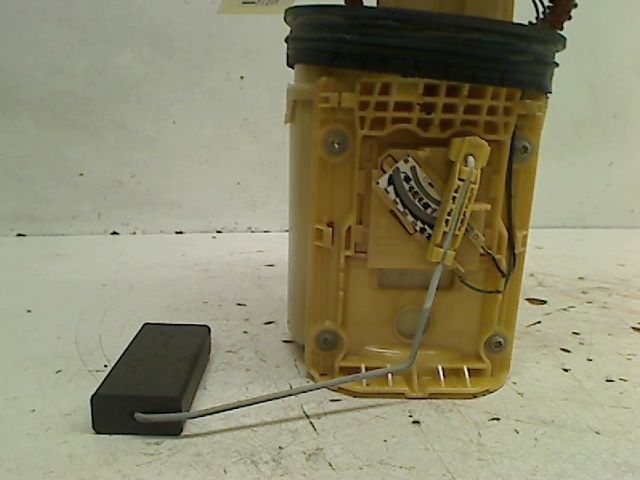 Pompe à carburant immergée Volkswagen POLO (6N2) 1.4 (1999-2001) 5 portes