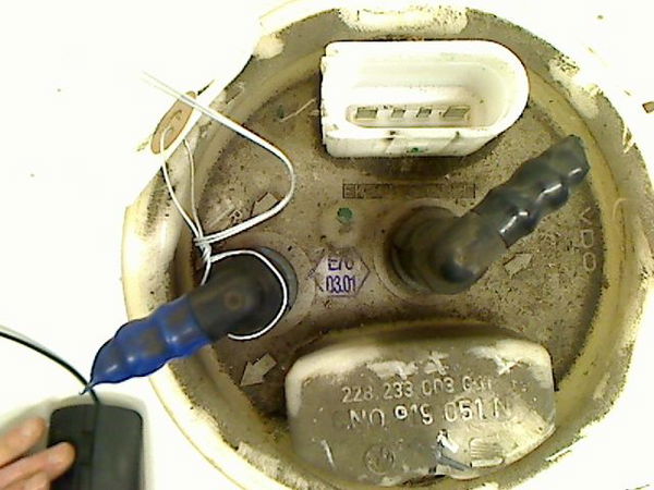 Pompe à carburant immergée Volkswagen POLO (6N2) 1.4 (1999-2001) 5 portes