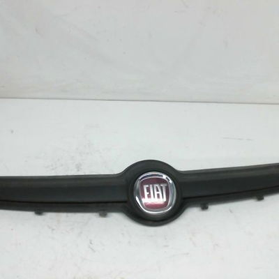 Calandre Fiat PANDA (312_, 319_) 1.2 (312pxa1a) (2012)