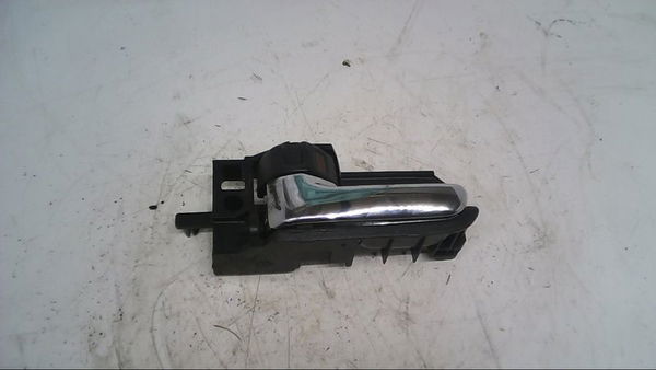 Poignee int porte avd Toyota COROLLA (_E12_) 2.0 d-4d (cde120r_, cde120l_) (2002-2006)