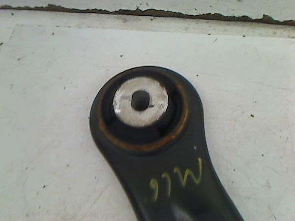 Triangle inf avg Ford FIESTA VI (CB1, CCN) 1.25 (2008-2017)