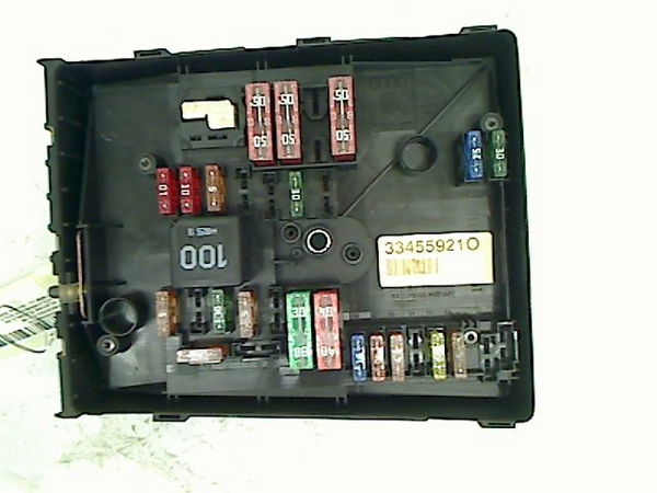 Platine fusible av Volkswagen GOLF V (1K1) 1.9 tdi (2003-2008) 5 portes