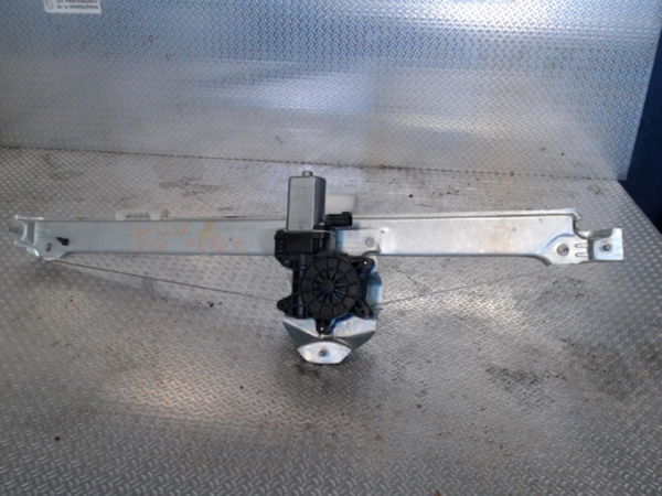Mecanisme  moteur lève-glace avant droit NISSAN NV300