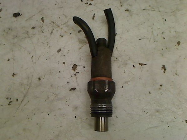 Ensemble injecteurs Renault KANGOO Express (FC0-1_) D 55 1.9 (fc0d) (1997)