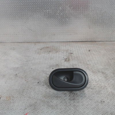 Poignee int porte avd Renault TWINGO II (CN0_) 1.2 16v (cn04, cn0a, cn0b) (2007-2014) 3 portes