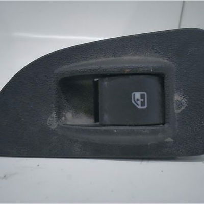 Commande leve-glace porte arrière droite Fiat BRAVO II (198_) 1.4 t-jet (198axg1b) (2007-2014)