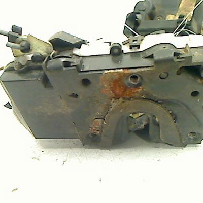Serrure porte avd PEUGEOT 607