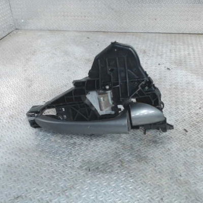 Poignee ext porte avd Mercedes-benz CLASSE B Sports Tourer (W245) B 180 cdi (245.207) (2005-2011) 5 portes