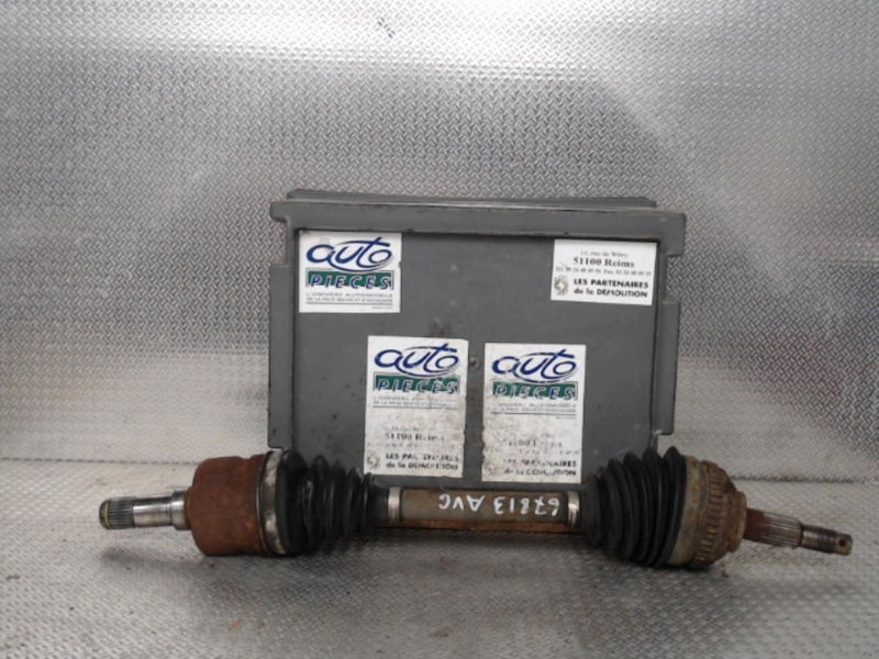 Transmission avant gauche CHRYSLER GRAND VOYAGER 4  GRAND VOYAGER 4 PHASE 1