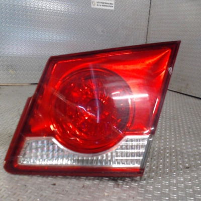 Feu arrière intérieur droit Chevrolet CRUZE (J300) 2.0 cdi (2010)