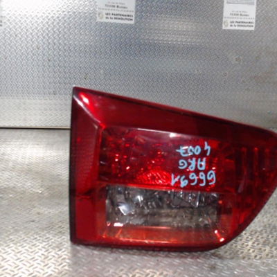 Feu arrière interieur gauche Peugeot 4007 (VU_, VV_) 2.2 hdi (2007-2013)