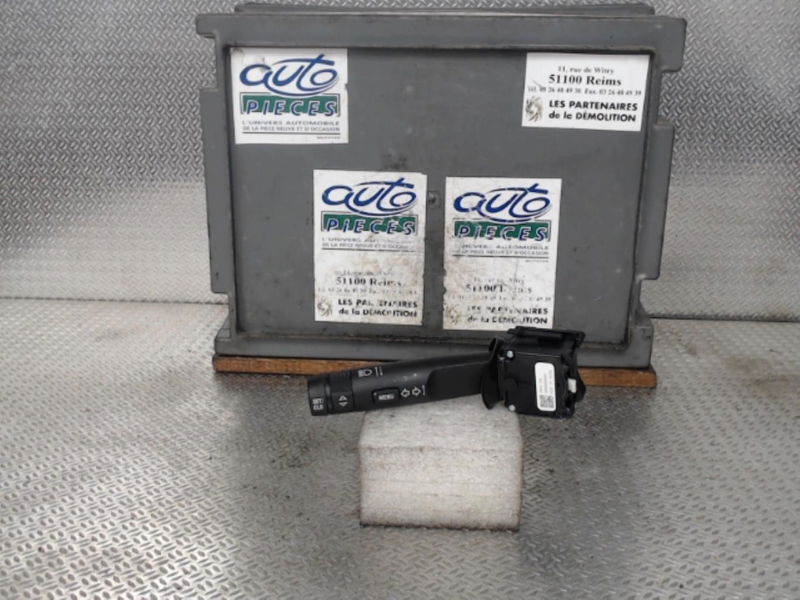 Commande eclairage Opel MERIVA B Monospace (S10) 1.3 cdti (75) (2010-2013)