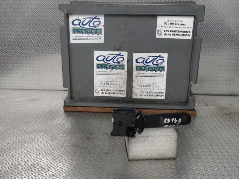 Commande eclairage Opel MERIVA B Monospace (S10) 1.3 cdti (75) (2010-2013)