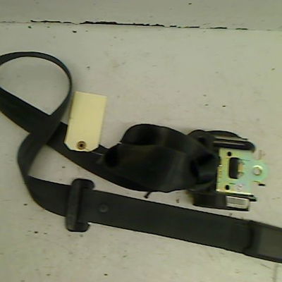Ceinture avant gauche Renault MEGANE III 3-5 portes (BZ0-1_, B3_) 1.5 dci (2009)