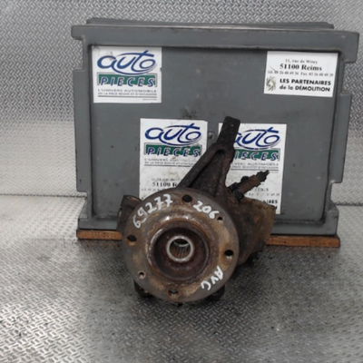 Moyeu avd Peugeot 206 3-5 portes (2A-C) 1.4 i (1998-2012) 3 portes