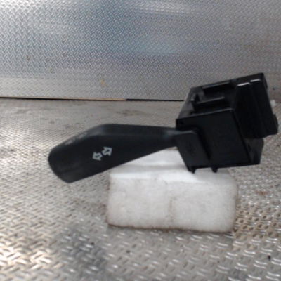 Commande eclairage Ford FOCUS II (DA_, HCP, DP) 1.6 tdci (2004-2012)