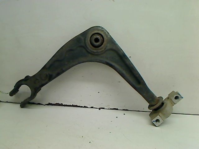 Triangle inf avd Peugeot 407 (6D_) 1.8 (6d6fzb) (2004-2005)