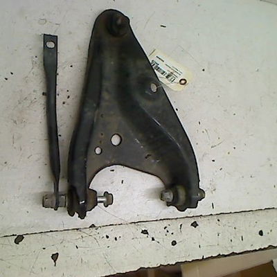 Triangle inf avd Dacia SANDERO II 1.2 (2012)