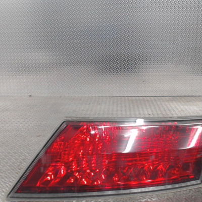 Feu arrière intérieur droit Honda CIVIC VIII Hatchback (FN, FK) 2.2 ctdi (fk3) (2005) 5 portes