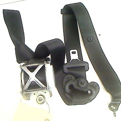 Ceinture avant droite Bmw 1 (F20) 116 d (2012-2015)