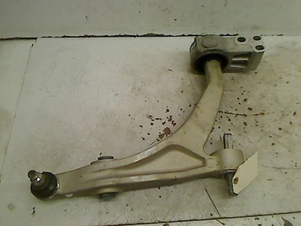 Triangle inf avg ALFA ROMEO 159 2.4 JTD