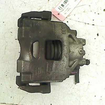 Etrier de frein avant gauche Toyota YARIS (_P13_) 1.3 (nsp130_) (2011)